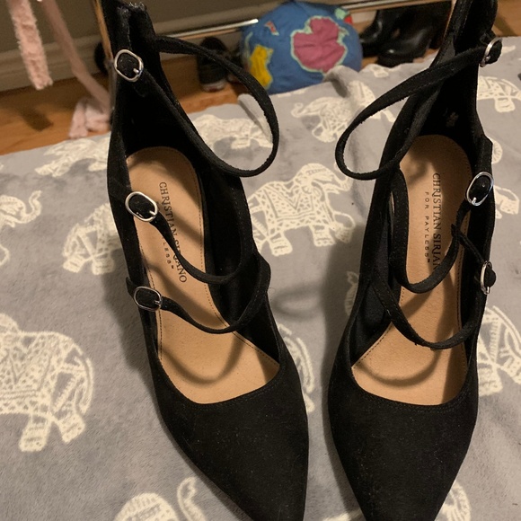 Pointed toe heels - Picture 1 of 2